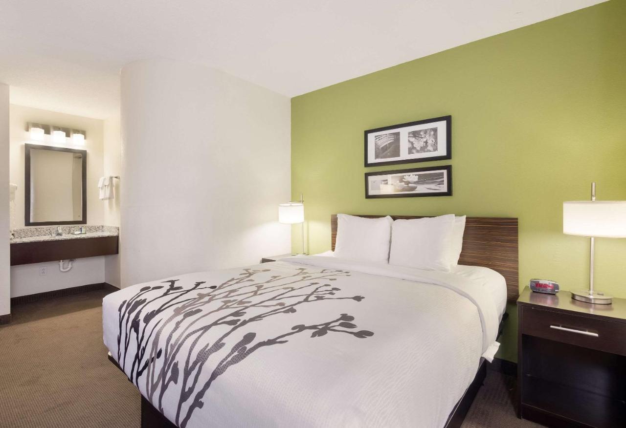 Sleep Inn Tanglewood Roanoke Bagian luar foto