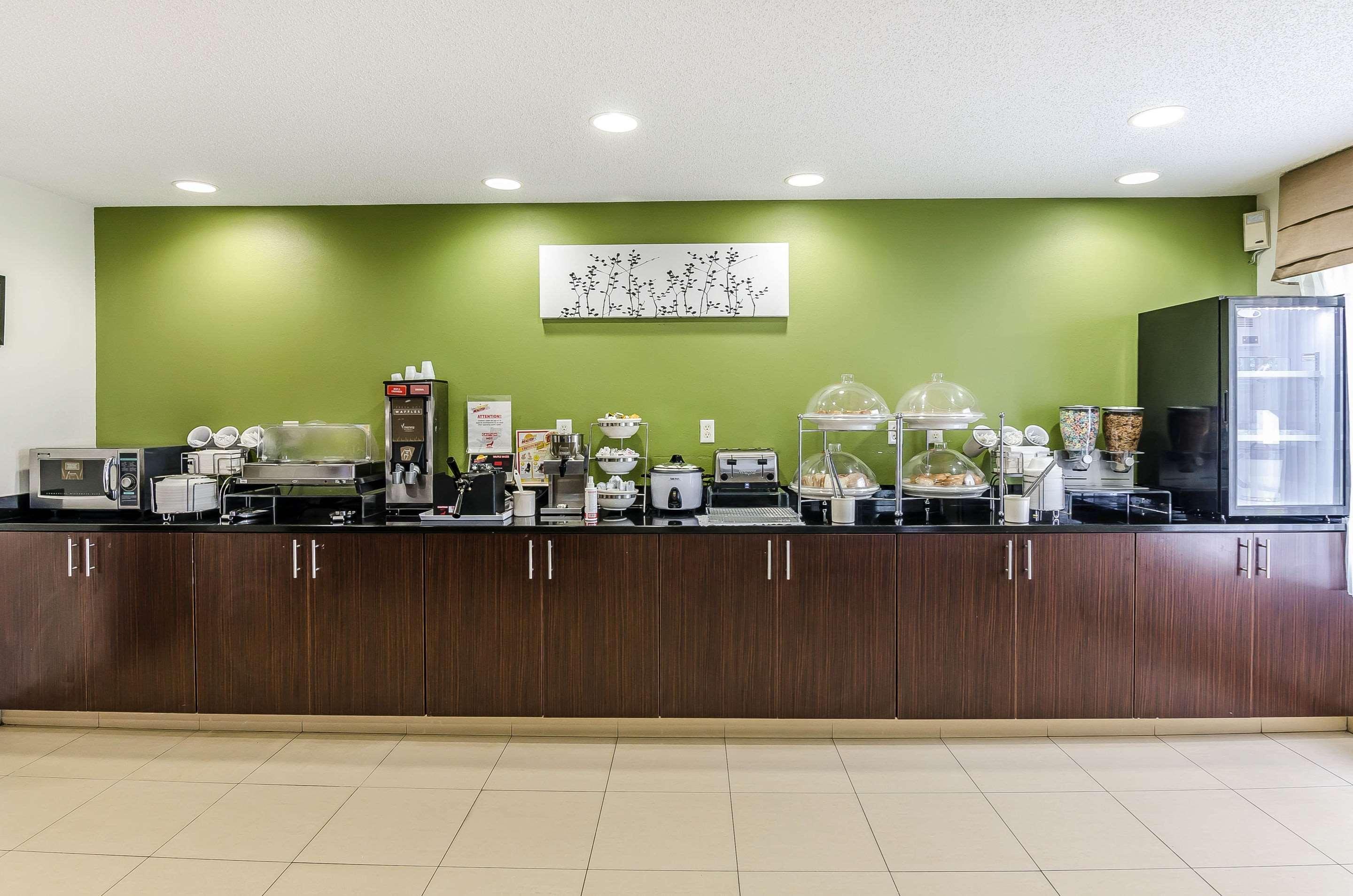 Sleep Inn Tanglewood Roanoke Bagian luar foto