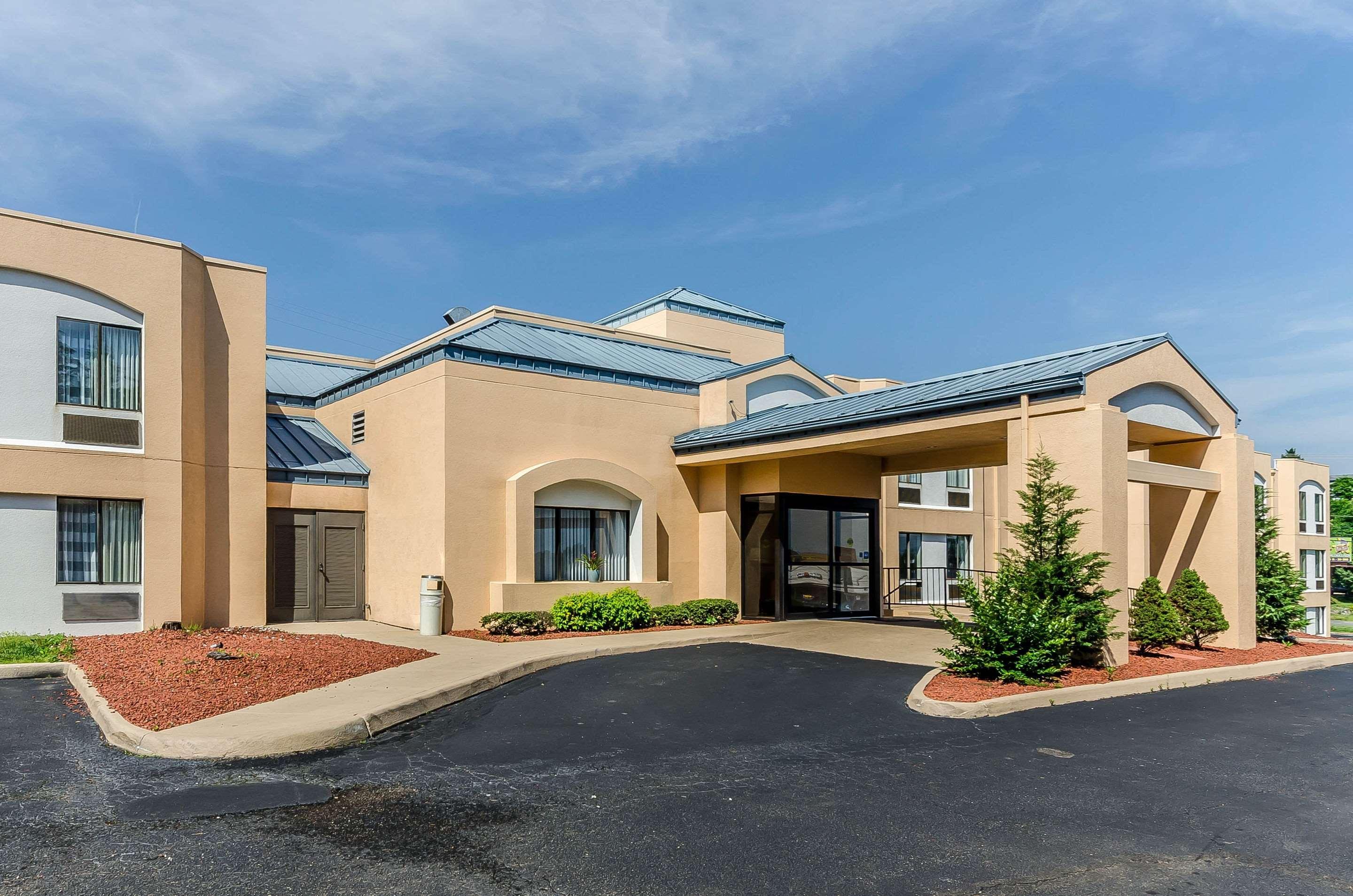 Sleep Inn Tanglewood Roanoke Bagian luar foto