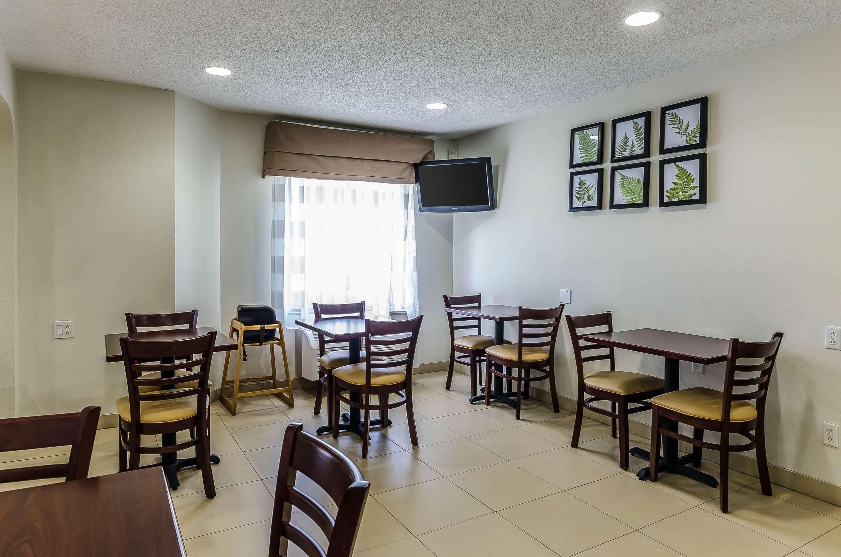 Sleep Inn Tanglewood Roanoke Bagian luar foto