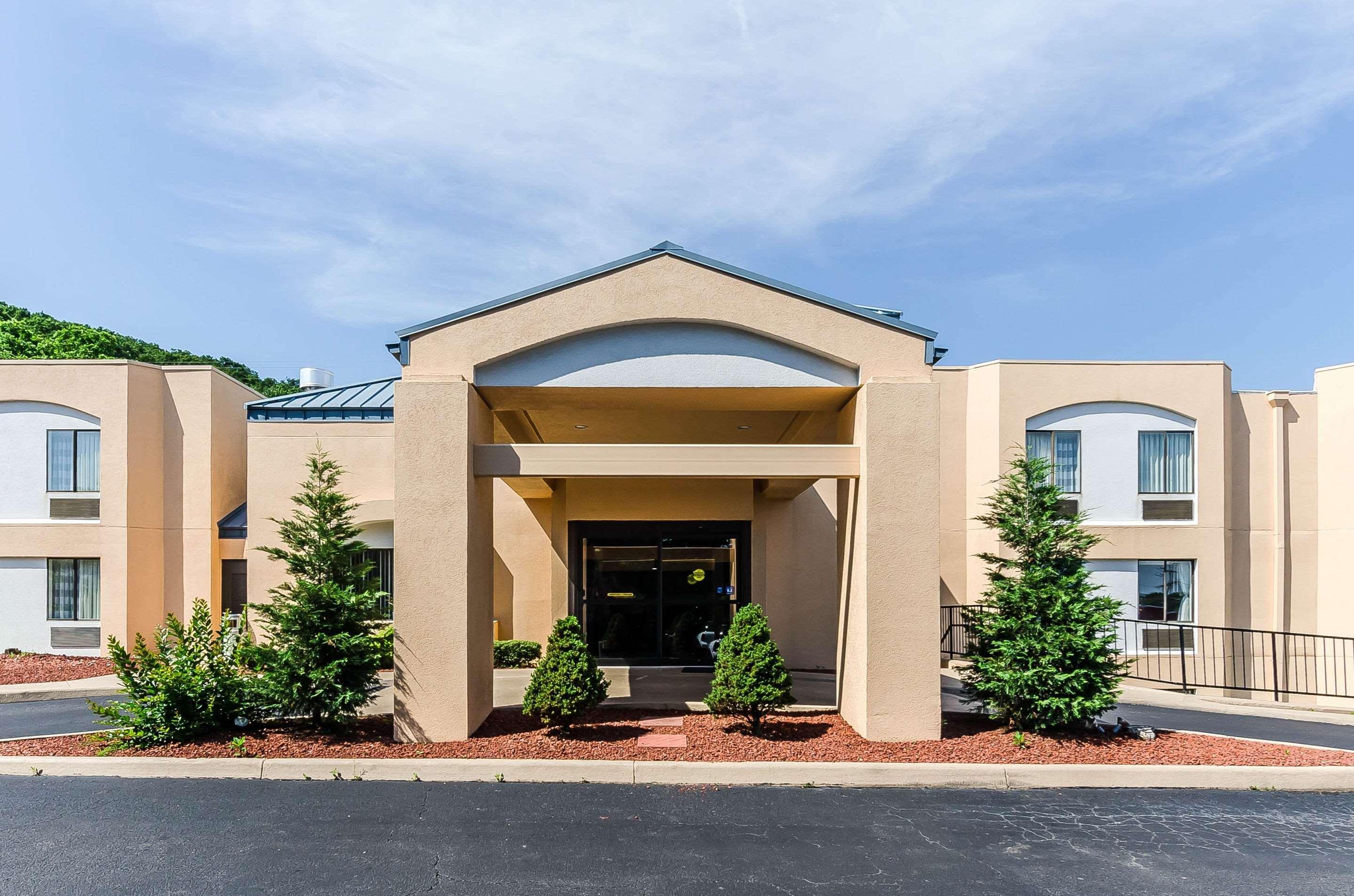 Sleep Inn Tanglewood Roanoke Bagian luar foto